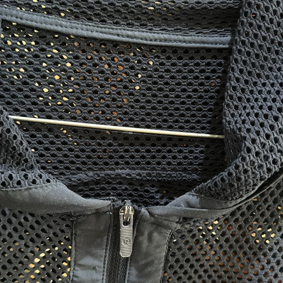 Women’s Lululemon Relaxed Fit Mesh Jacket True Navy Sz 10 - Picture 4 of 7